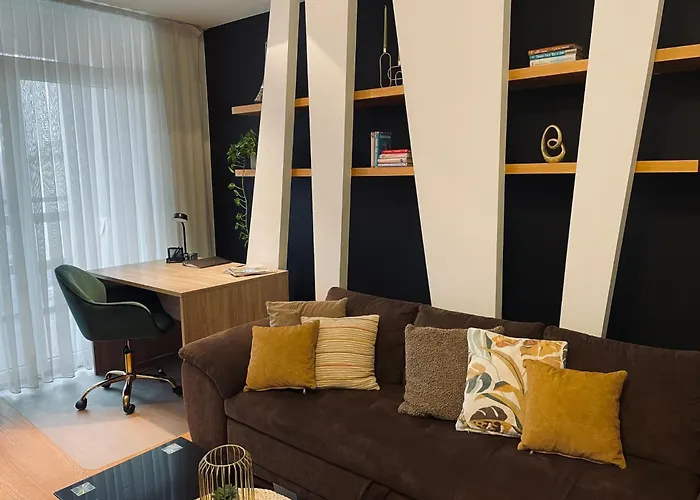 Resident Apartman